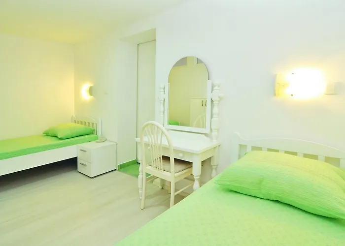 Steli Apartman Slatine